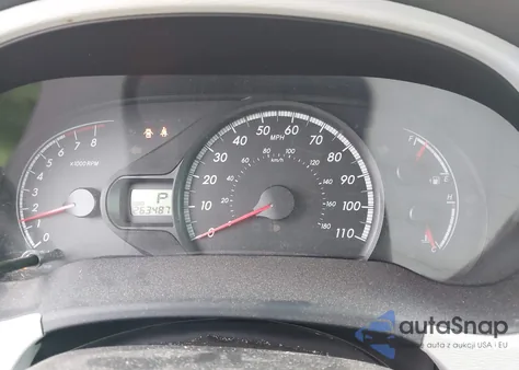 2012 Toyota Sienna Le V6 8 Passenger z USA, uszkodzony, nr VIN 5TDKK3DC9CS221008